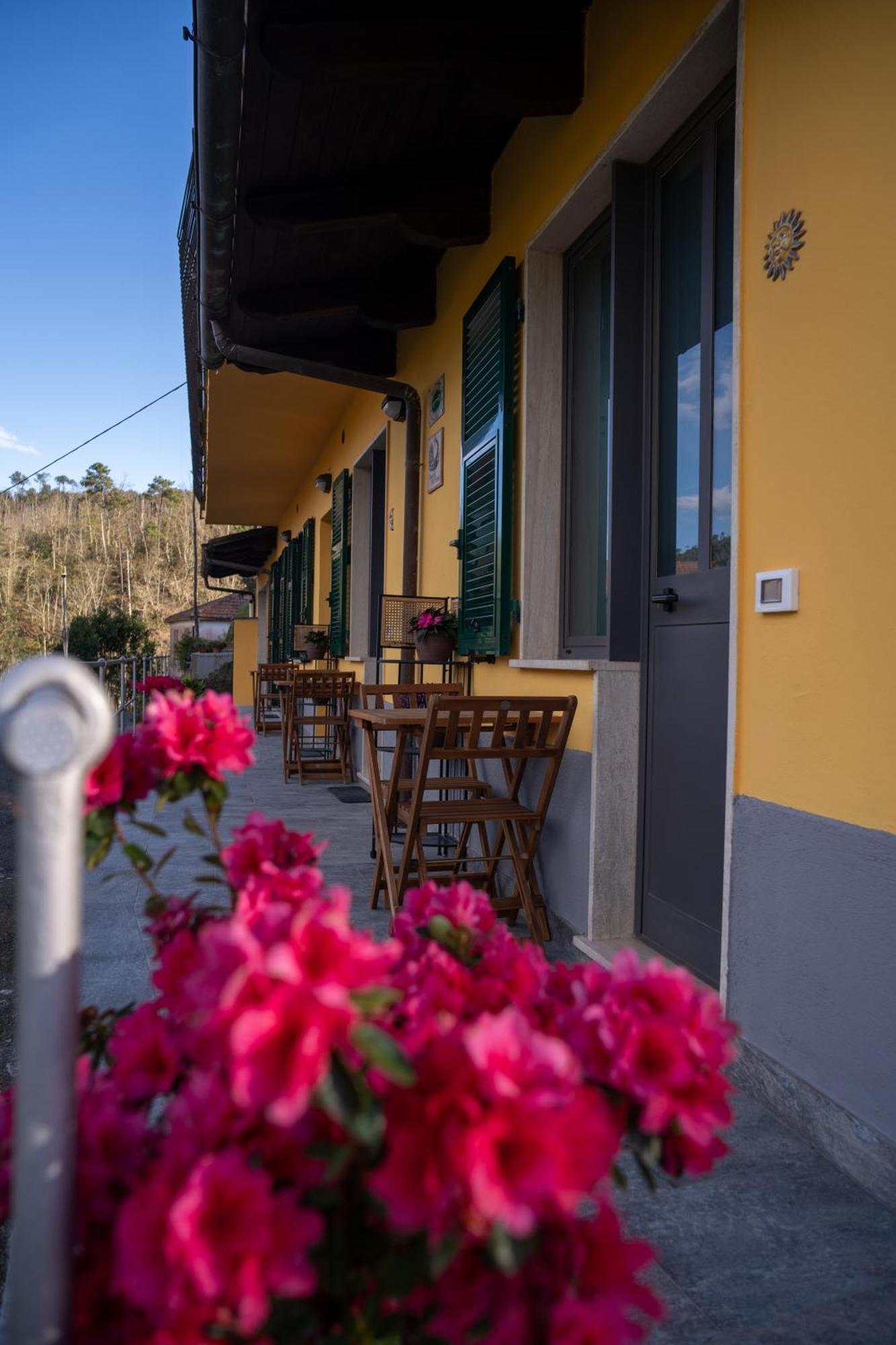 Il Giardino Dei Pavoni Hotel Soviore Exterior photo
